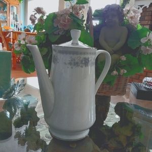 Christine Diane Teapot pristine condition